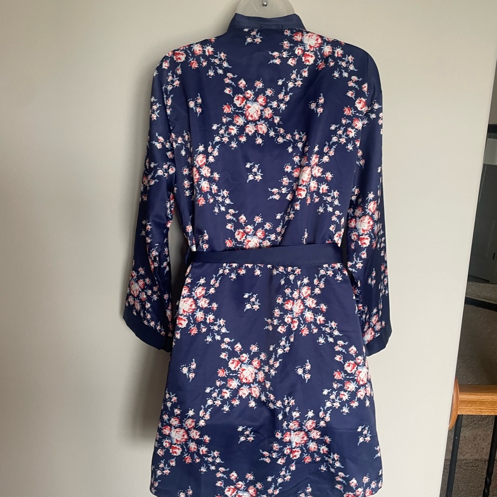 Morgan Lane Robe size small/medium - Picture 3 of 6